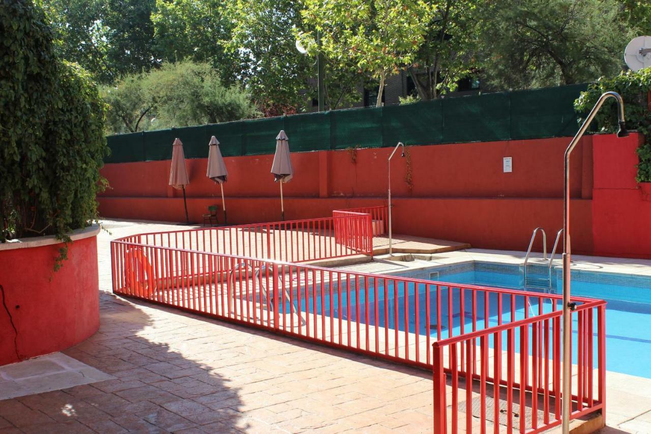 Vivienda Familiar Con Jardin Junto A Ifema Διαμέρισμα Μαδρίτη Εξωτερικό φωτογραφία