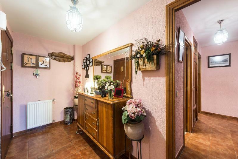 Vivienda Familiar Con Jardin Junto A Ifema Διαμέρισμα Μαδρίτη Εξωτερικό φωτογραφία