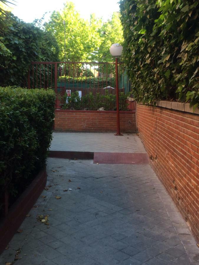 Vivienda Familiar Con Jardin Junto A Ifema Διαμέρισμα Μαδρίτη Εξωτερικό φωτογραφία