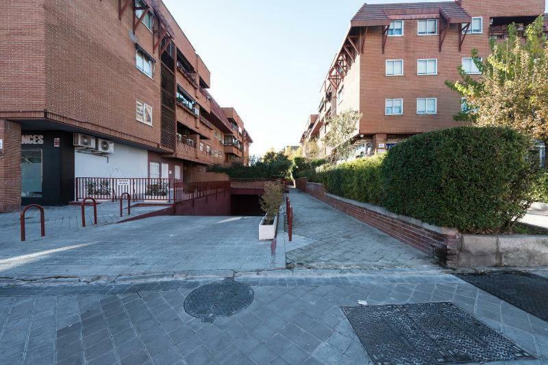 Vivienda Familiar Con Jardin Junto A Ifema Διαμέρισμα Μαδρίτη Εξωτερικό φωτογραφία